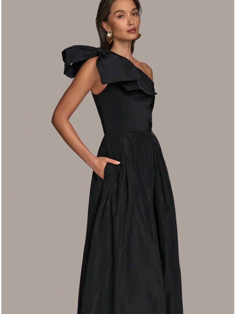 Donna Karan Blue One-Shoulder Evening Gown with Shoulder Bow - Picture 2 of 4